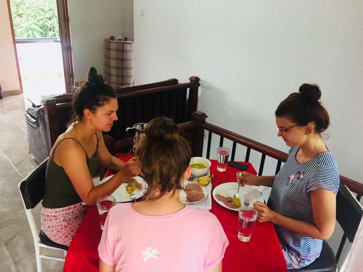 Ivana Homestay Kandy Dış mekan fotoğraf